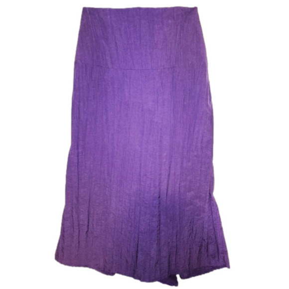 Beautiful purple  crinkle skirt with a BUSTLE!! - Picture 3 of 8